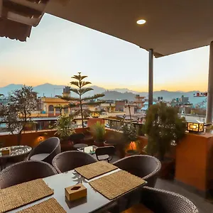 nivas-boutique-home.hotels-kathmandu.com/
