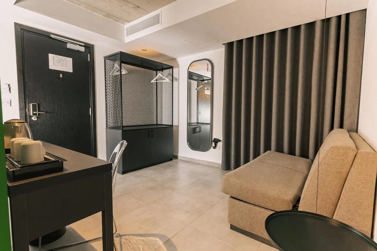 Ikyk Hotel- Ik Collection Saint Julian's 3*,